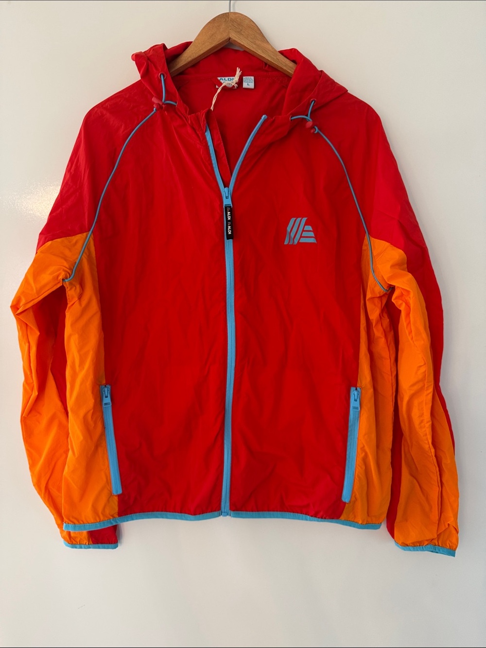 Aldi Gear Unisex Red Windbreaker Jacket Water Resistant Large Spring 2024